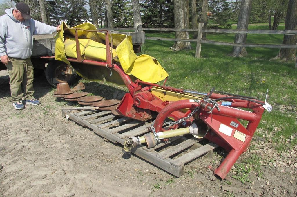 Image of New Holland 452 Image 0