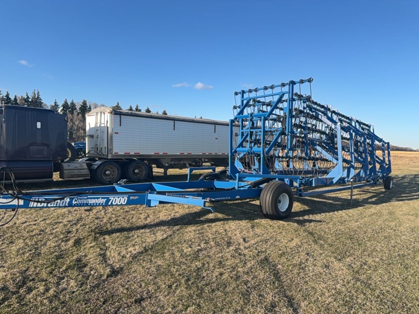 Brandt 7000 Commander Equipment Image0