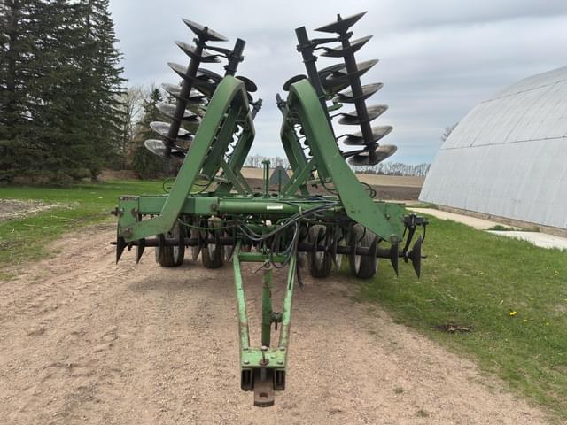 Image of John Deere 230 equipment image 2