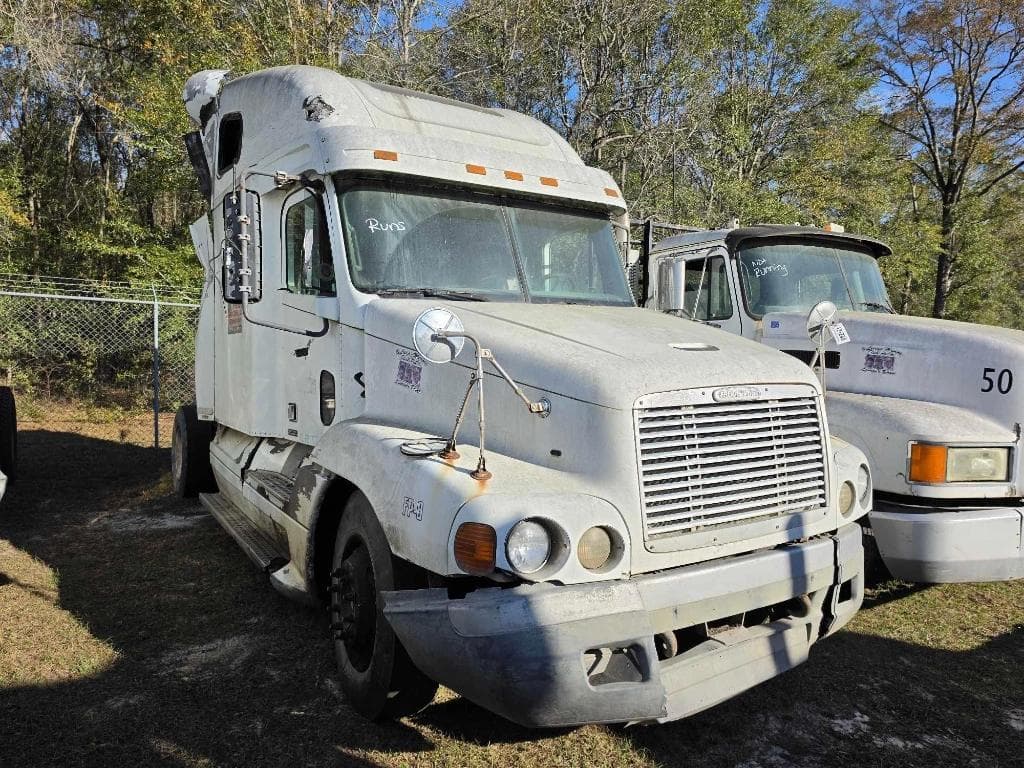 Image of Freightliner Century Class Primary image