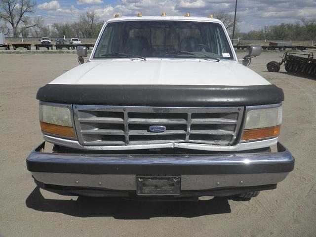 Image of Ford F-350 equipment image 1