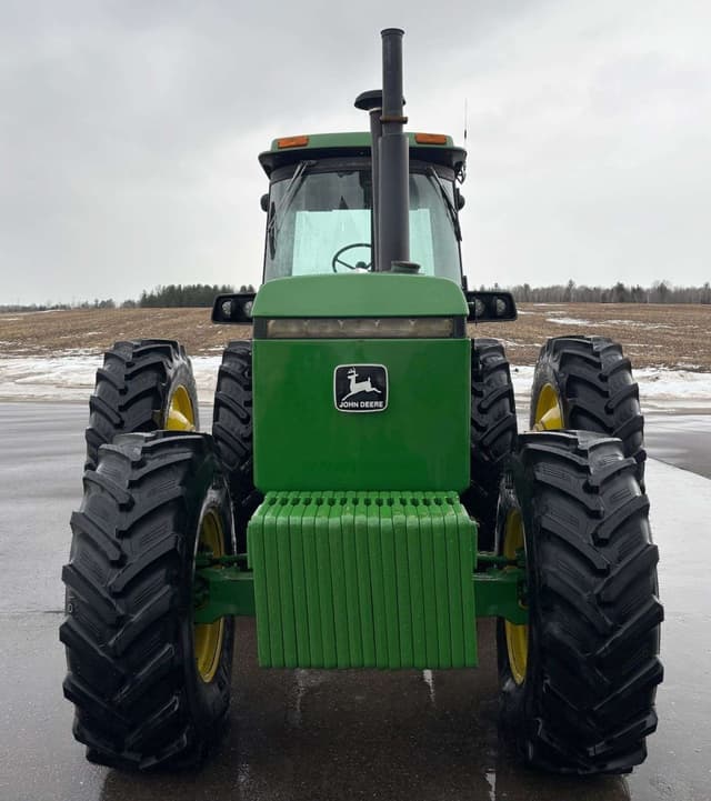 Image of John Deere 4650 equipment image 1
