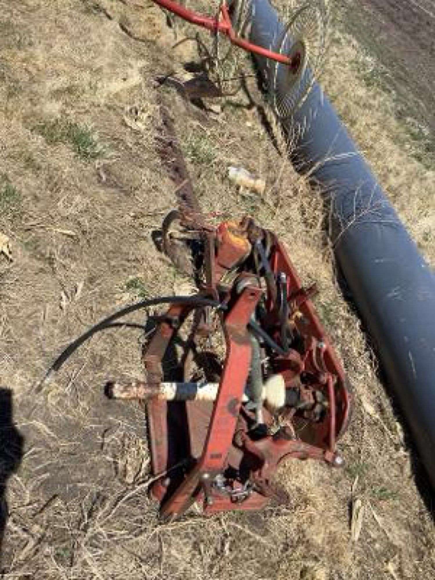 International Harvester 1300 Equipment Image0