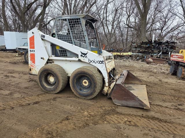 Image of Bobcat 843 equipment image 1