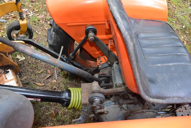 Image of Kubota L175 equipment image 4