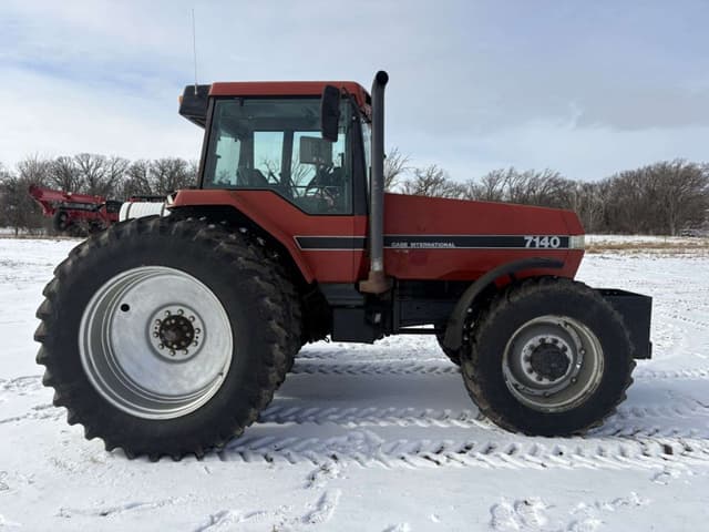 Image of Case IH 7140 equipment image 3