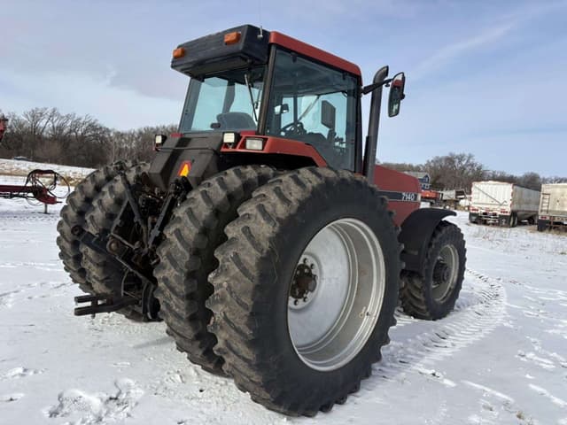 Image of Case IH 7140 equipment image 4