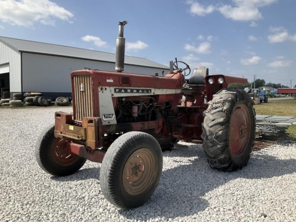 Main image International Harvester 706