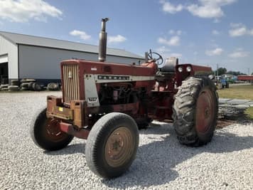 Main image International Harvester 706