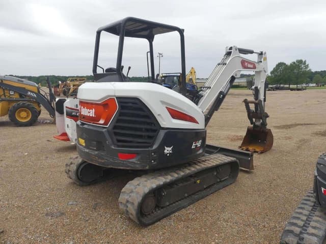 Image of Bobcat E48 equipment image 2