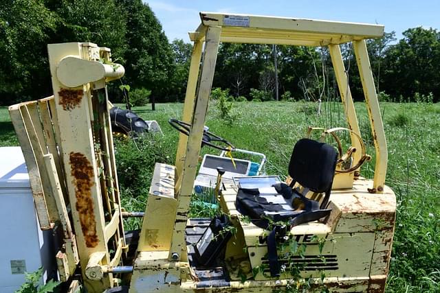 Image of White MA40 equipment image 1