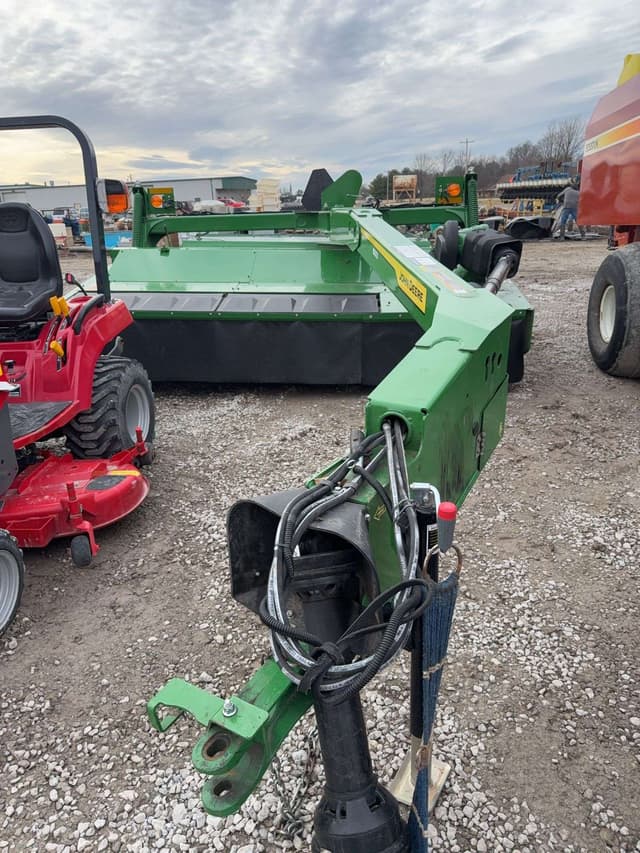 Image of John Deere S350 equipment image 3