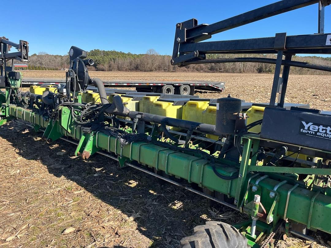 Image of John Deere MaxEmerge Plus Primary image