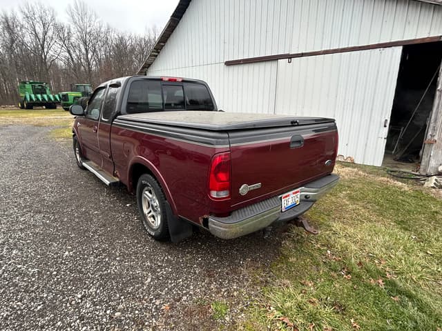 Image of Ford F-150 equipment image 2