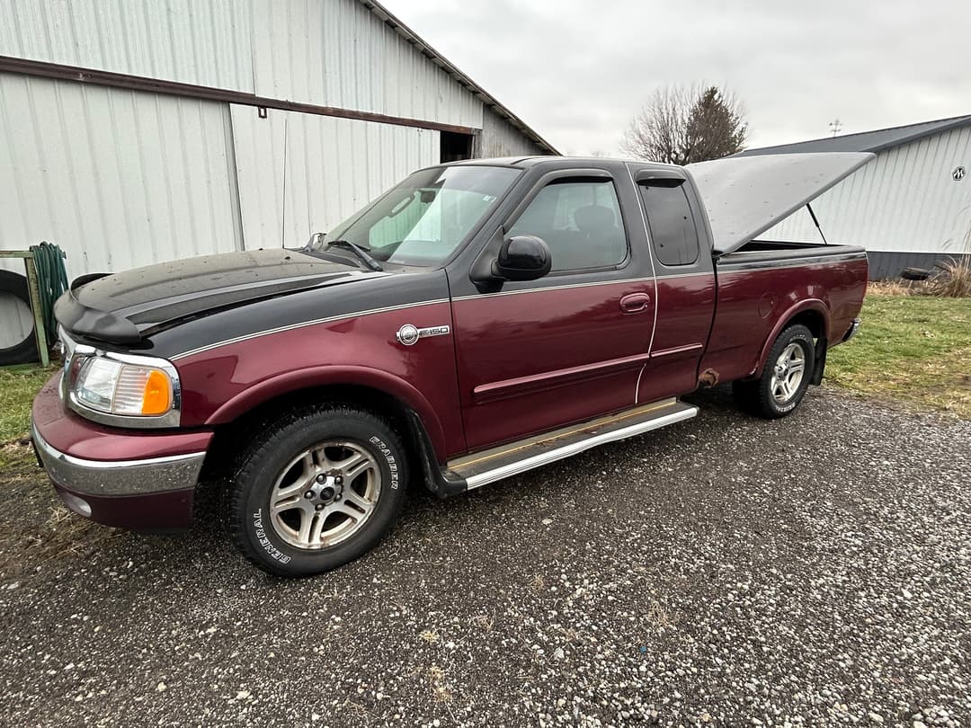 Image of Ford F-150 Primary image