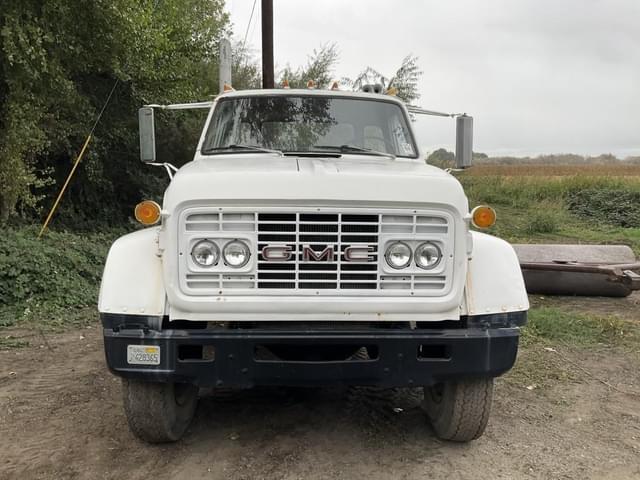 Image of GMC 7500 equipment image 2