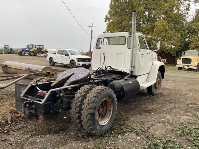 Image of GMC 7500 equipment image 4