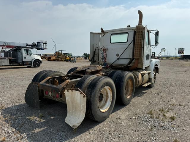 Image of Volvo WG equipment image 3