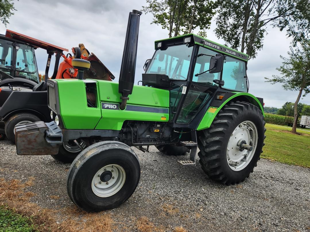 Image of Deutz-Allis 7110 Primary image