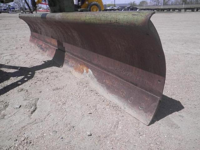 Image of John Deere 115 equipment image 4