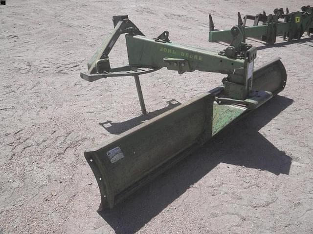 Image of John Deere 115 equipment image 3