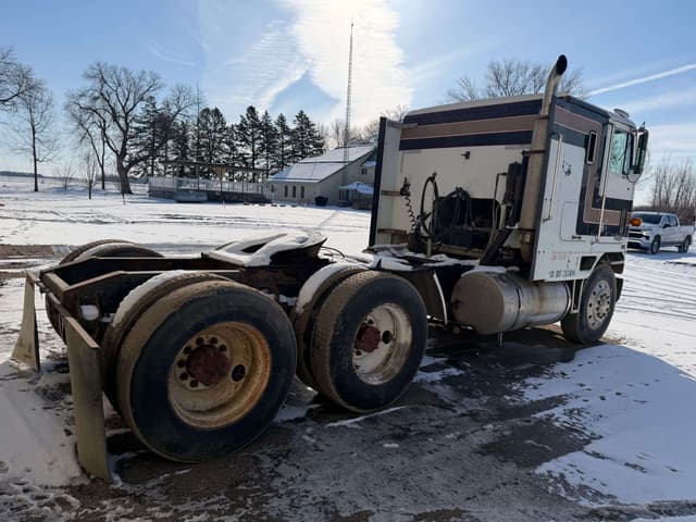 Image of International COF9670 equipment image 4