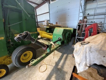 Main image John Deere 347