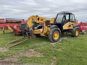 2006 Caterpillar TH560B Image