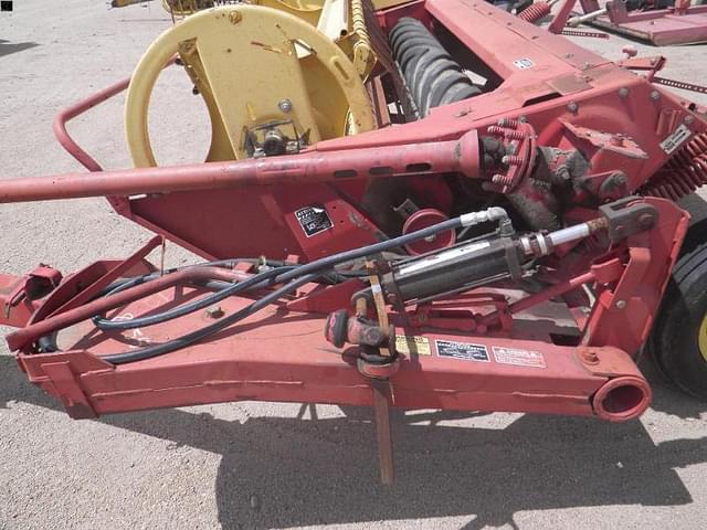 Image of New Holland 488 equipment image 4