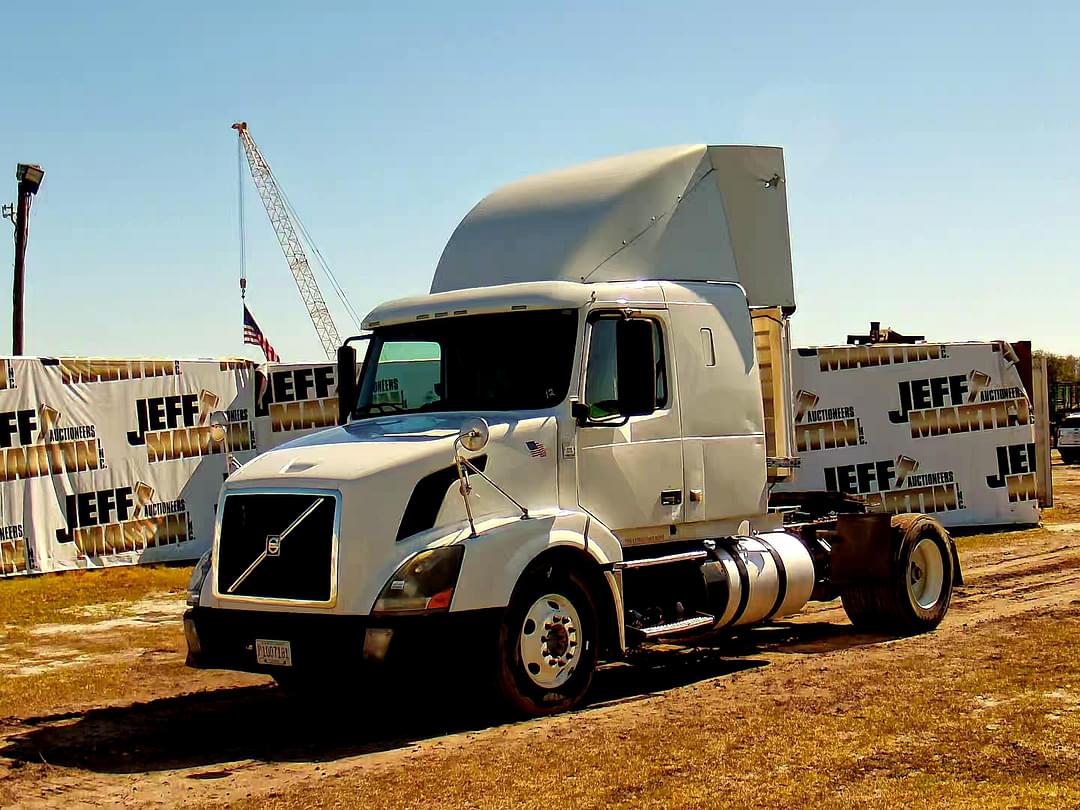 Image of Volvo VNL Primary image