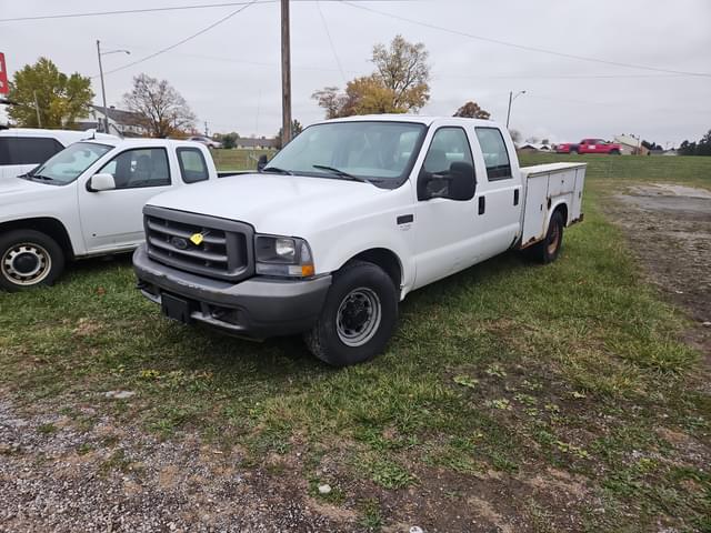 Image of Ford F-350 equipment image 1