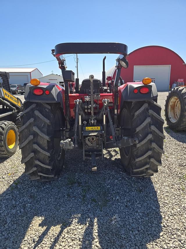 Image of Massey Ferguson 4707 equipment image 4