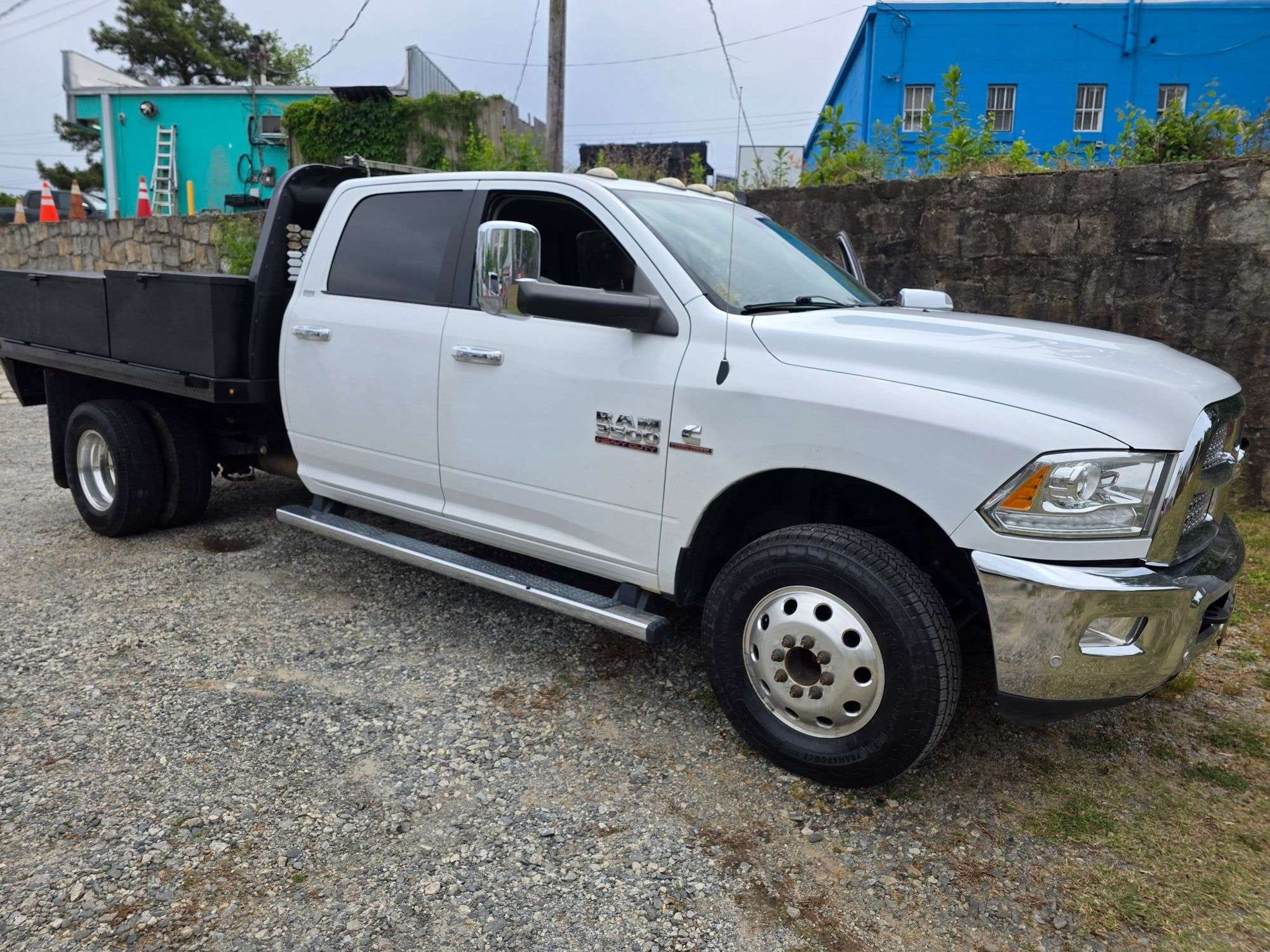 2017 Dodge Ram 3500 Equipment Image0