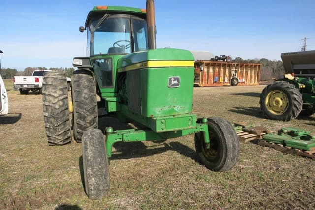 Image of John Deere 4430 equipment image 1