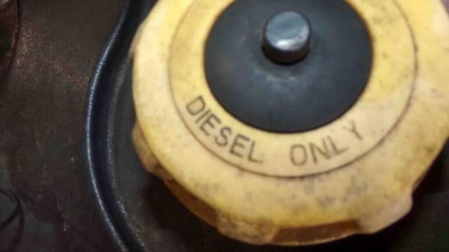 Image of Hustler Super Z equipment image 2