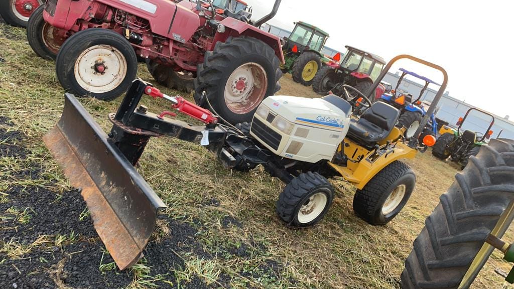 Main image Cub Cadet 7200