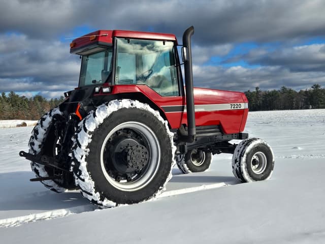 Image of Case IH 7220 equipment image 2