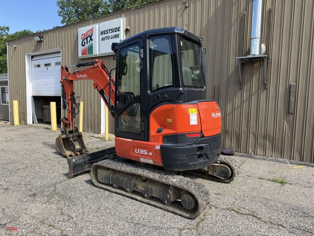 Image of Kubota U35-4 equipment image 3