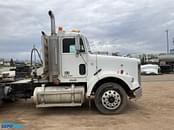 Thumbnail image Freightliner FLD120SD 24