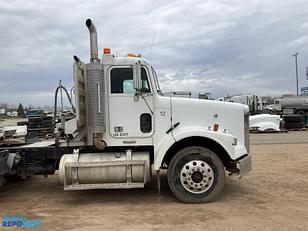 Main image Freightliner FLD120SD 24