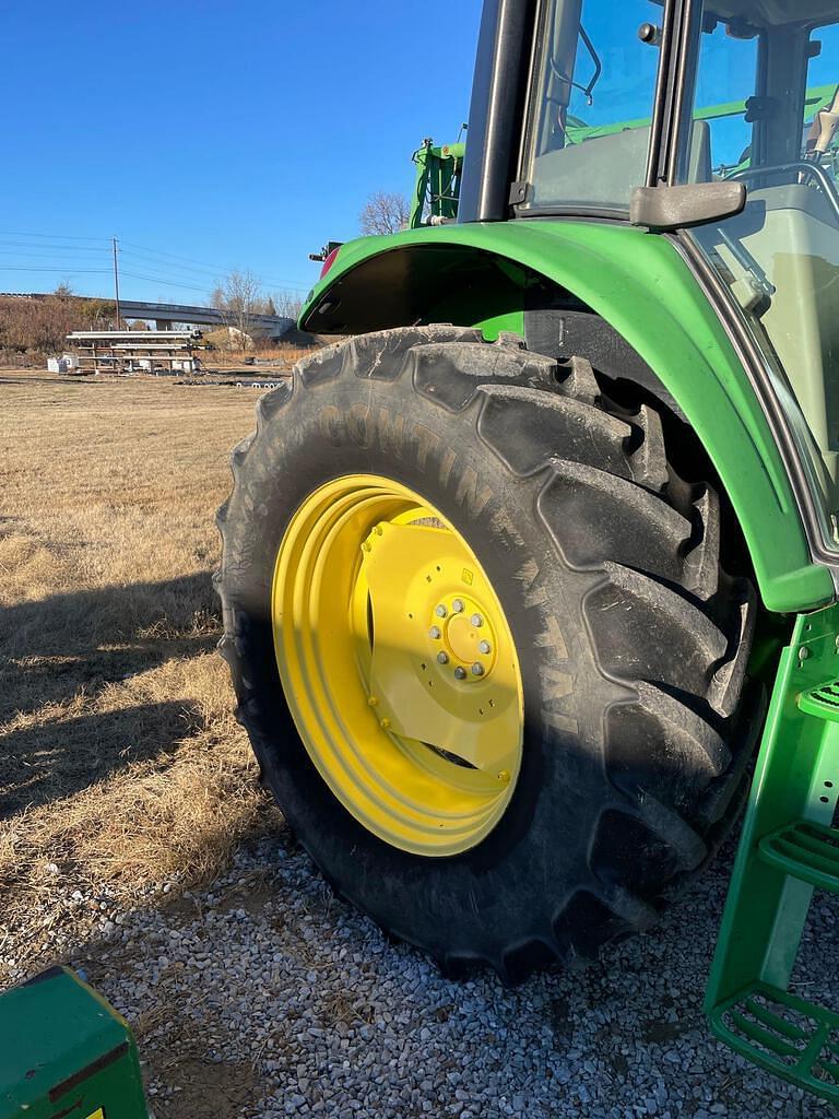 John Deere 7230 Tractors 100 to 174 HP for Sale Tractor Zoom