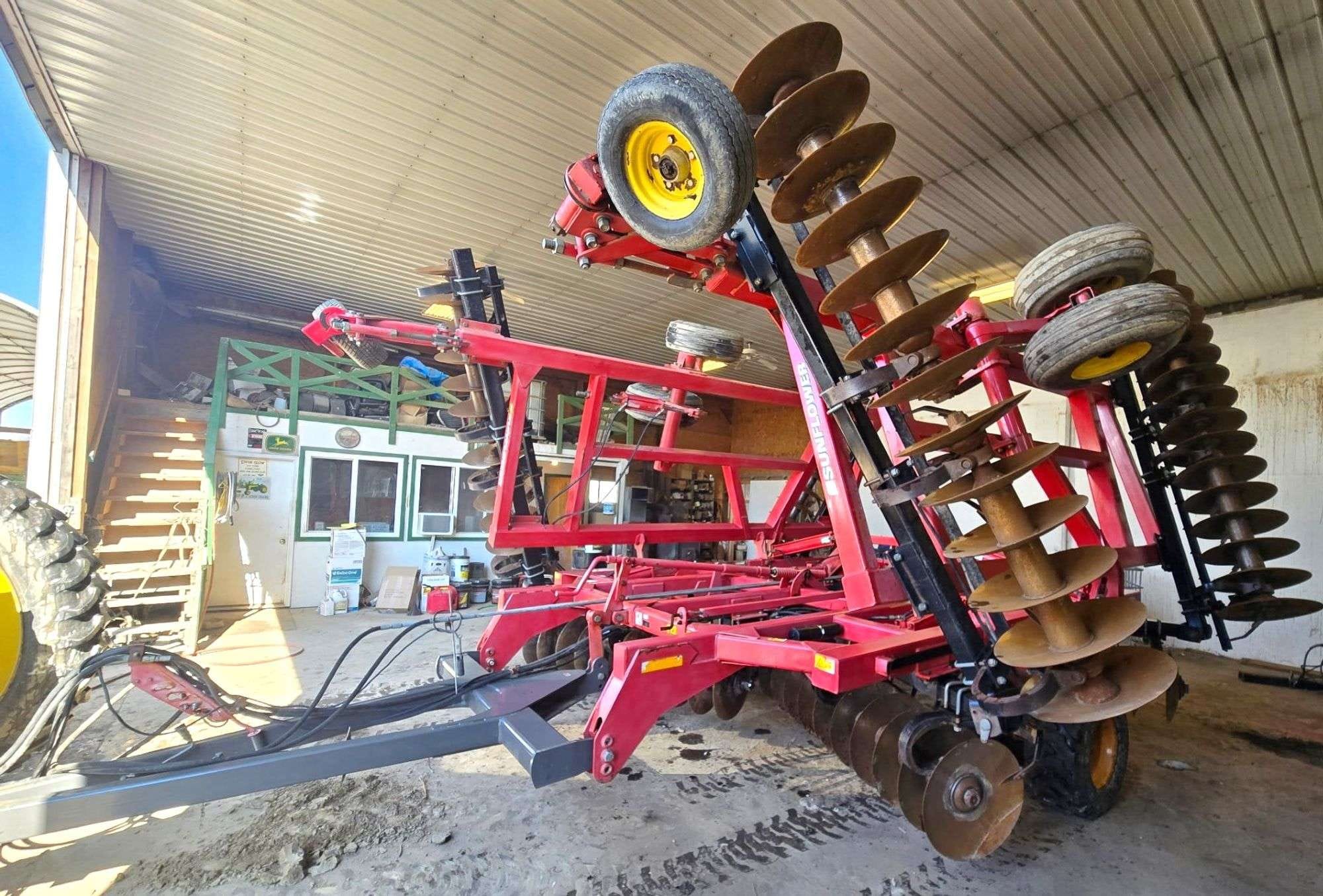 Sunflower 1234 Equipment Image0