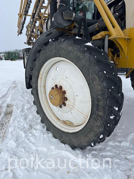 Image of RoGator SS874 equipment image 2