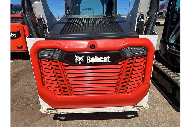 Image of Bobcat T76 equipment image 2