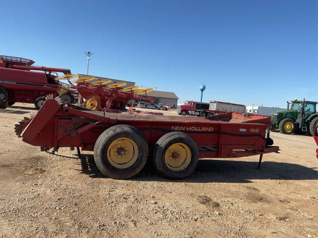 Image of New Holland 185 equipment image 3