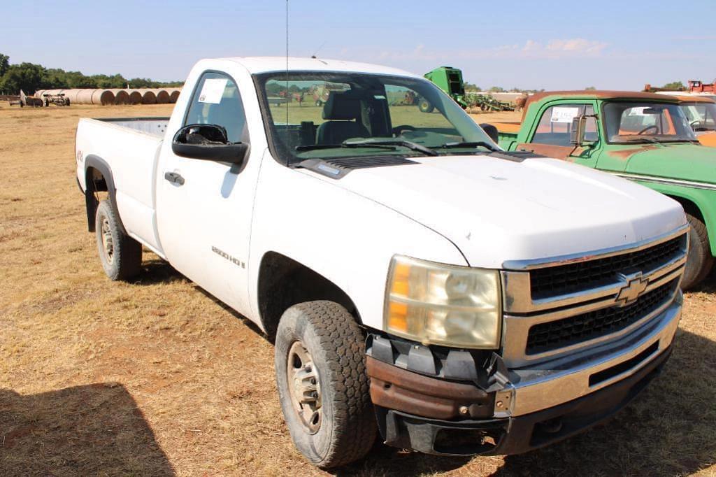 Image of Chevrolet 2500 Primary image