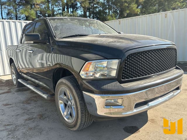 Image of Dodge Ram 1500 equipment image 2