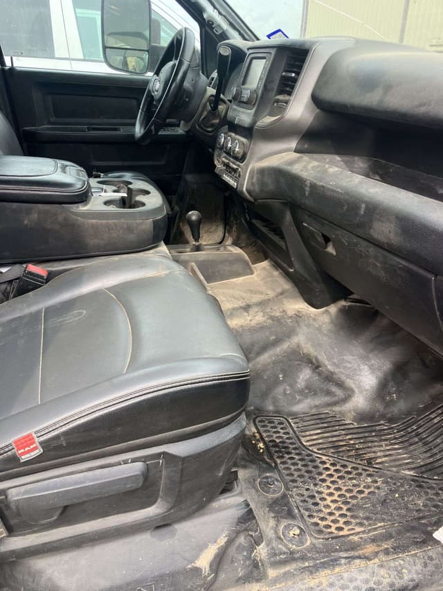 Image of Dodge Ram 5500 equipment image 3