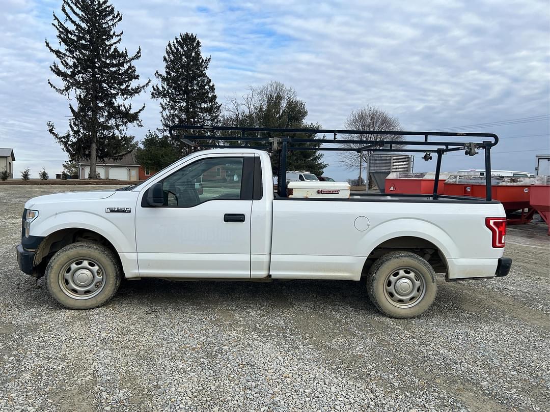 Image of Ford F-150 Primary image