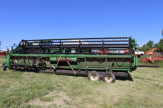 Image of John Deere 625F equipment image 4